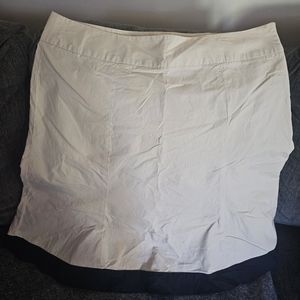 Gap stretch khaki skirt size 16